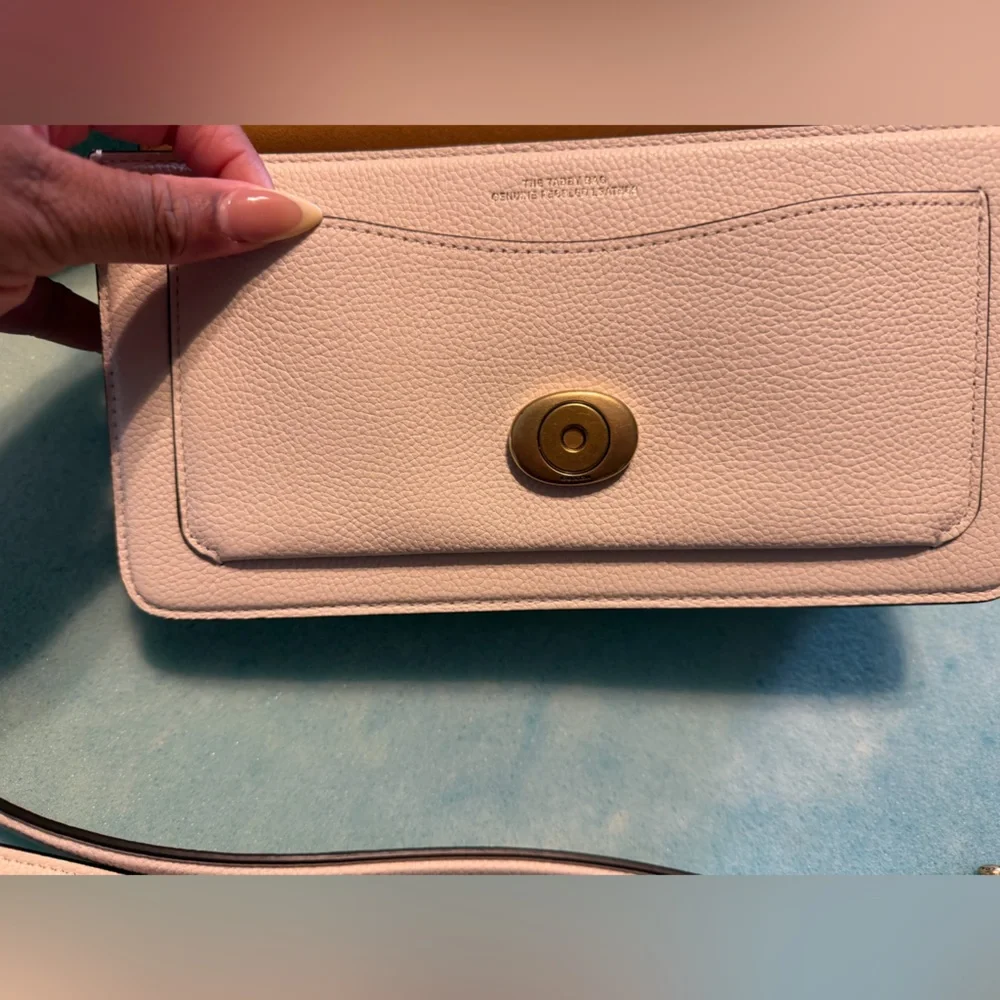 Coach Tabby 26 - Picture 5 of 9